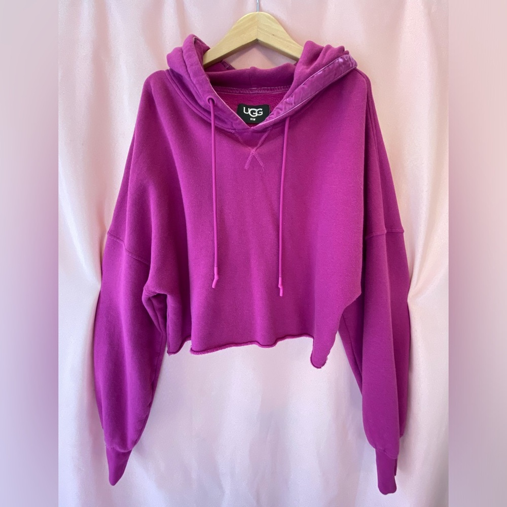 UGG KEIRA CROPPED HOODIE IN PINK/PURPLE